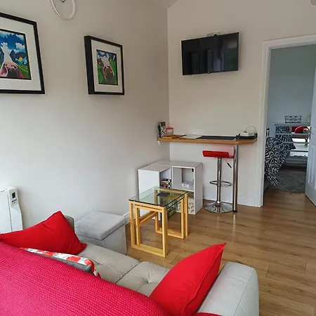 דירה An Teach Beag 2 Bed Flat גורי