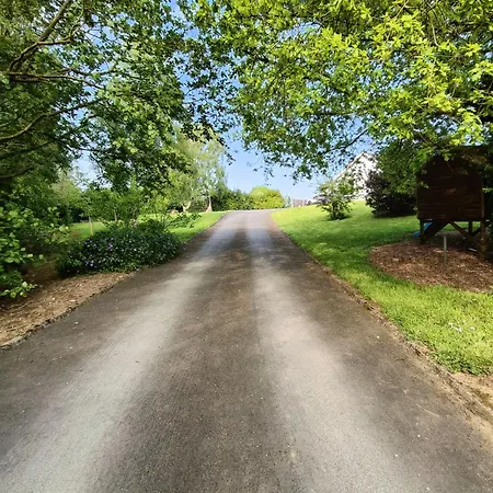 An Teach Beag 2 Bed Flat גורי